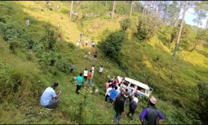 सल्यानमा जिप दुर्घटना, २ महिलाको मृत्यु, १४ जना घाइते