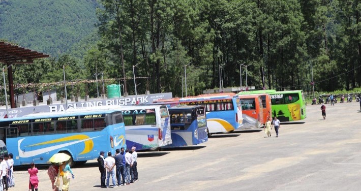 जग्गा दान गरेको २३ वर्षपछि दाबगरामा पुग्यो बस