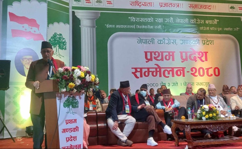 'नेपाली कांग्रेसले प्रधानमन्त्रीको रिपोर्ट कार्ड माग्नुपर्छ': शेखर कोइराला